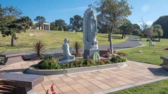 Rolling Hills Memorial Park